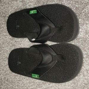 Sanuk boys flip flips